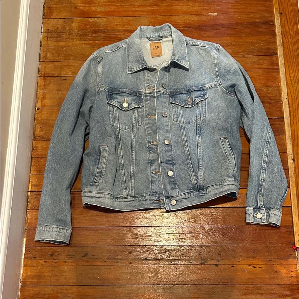 GAP Denim Jacket XL Tall Women’s Classic Jean Jacket Light Wash - NWT